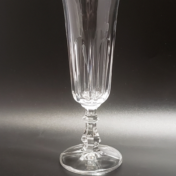 Elegant Vintage Victoria by Royal Crystal Rock Champagne Glass RCR Made in Italy - Picture 11 of 17